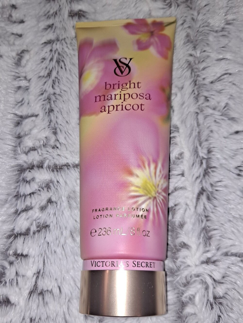 Victoria's Secret Bright Mariposa Apricot Lotion New